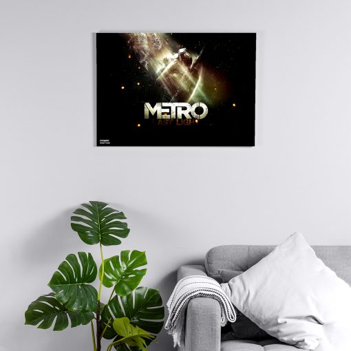 پوستر هومرو مدل فلزی طرح Metro کد PS607